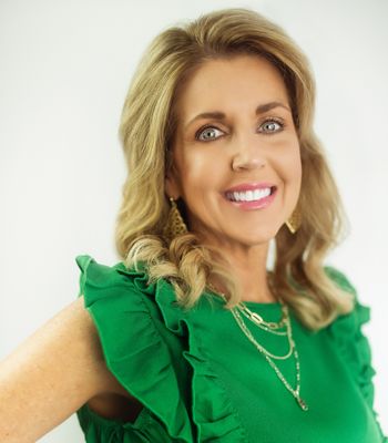 Portrait of Angela Talley, Realtor®.